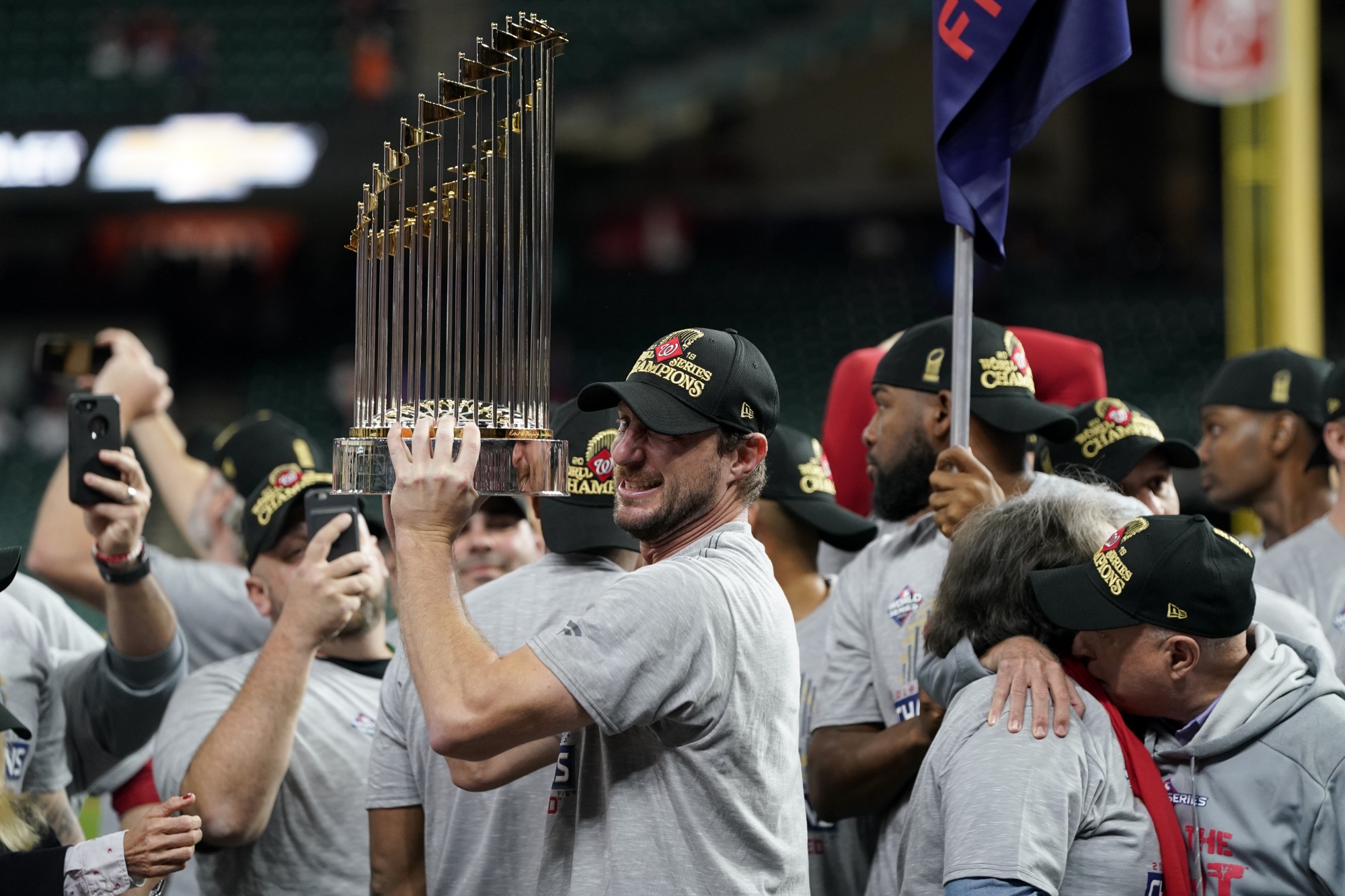 2019 World Series ANTHONY RENDON w/ Trophy "Washington